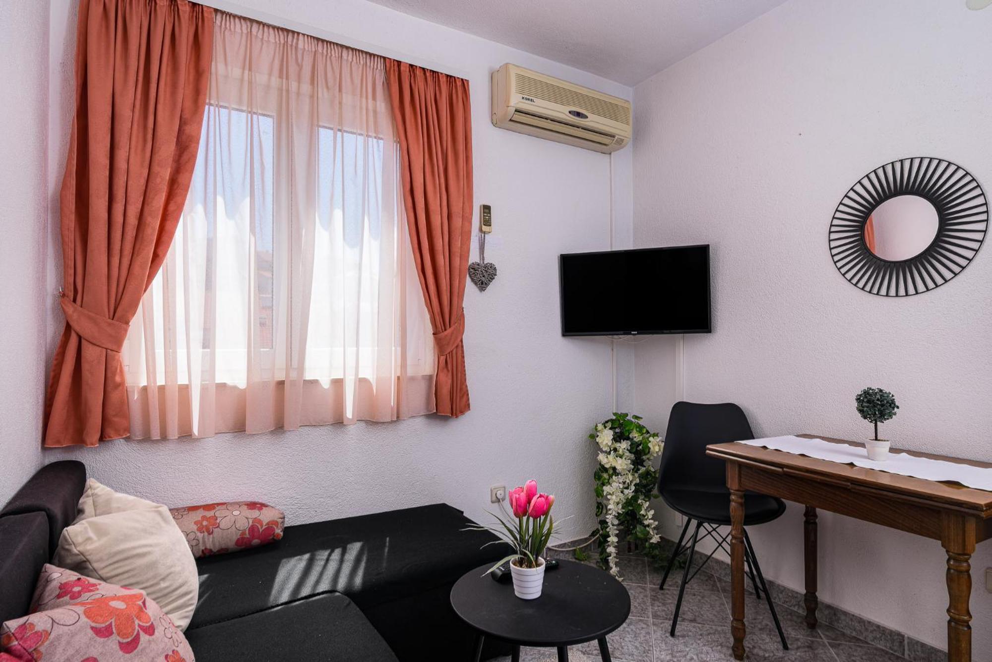 Apartmani Suki トロギール エクステリア 写真